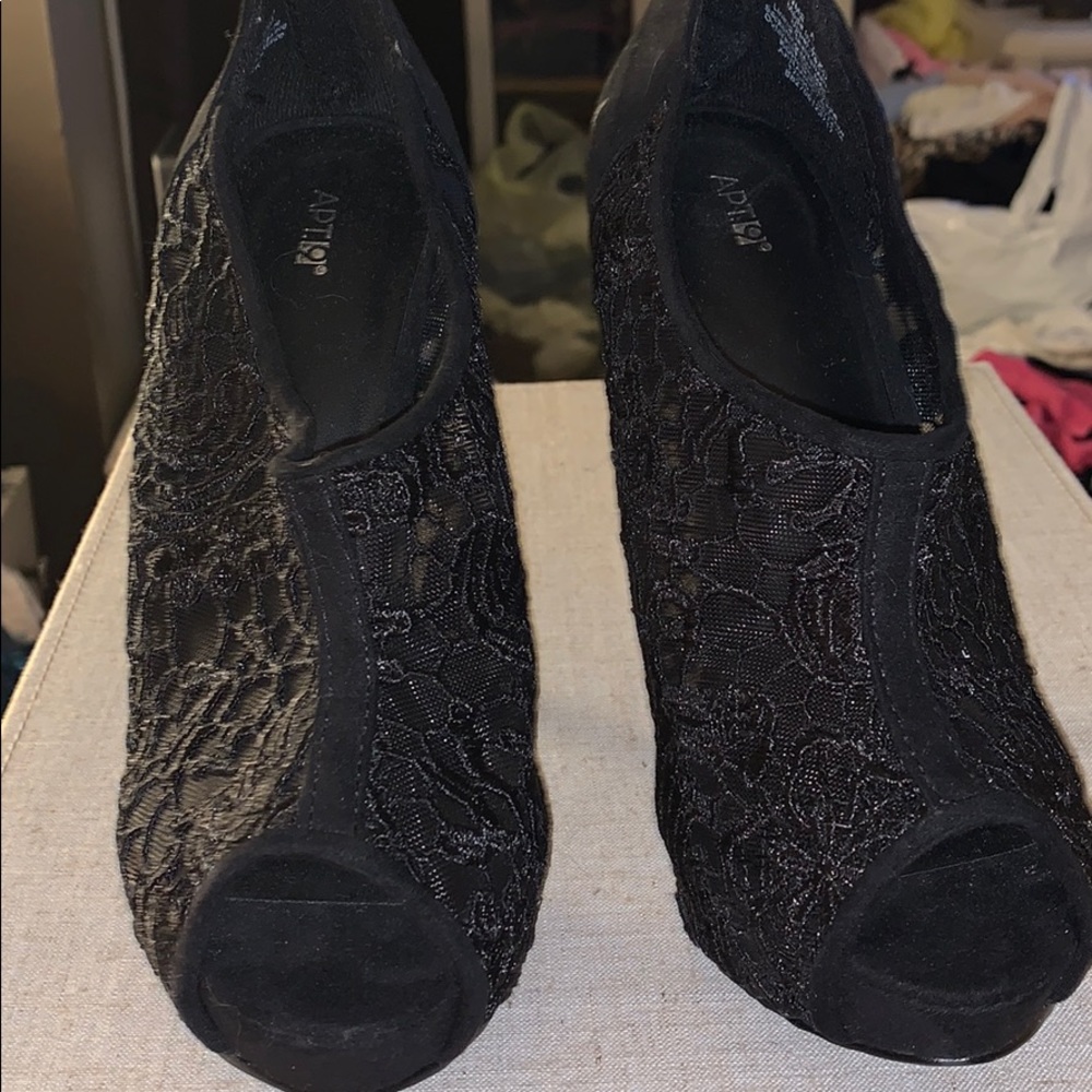 Black heels
